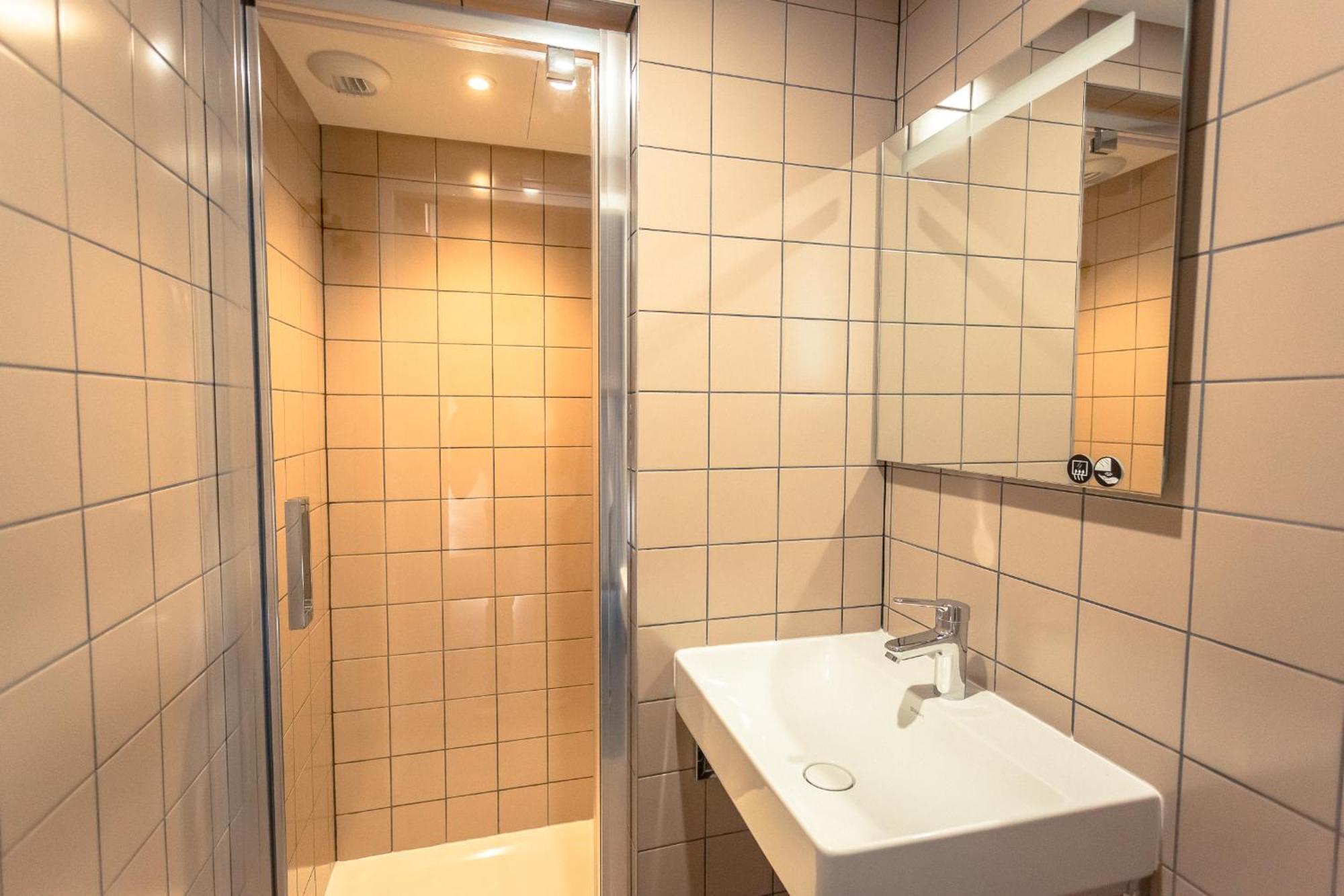 Hostel Jost Centre Gare *
